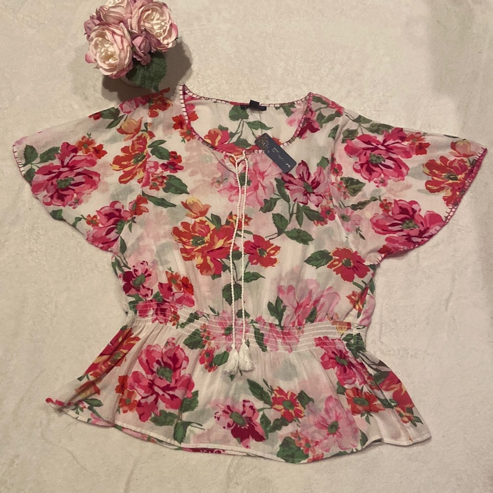 BANDOLINO NWT Size M Floral Print Lightweight 100% Cotton Top